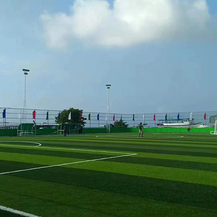 High-Dtex 10000-15000 40-60mm Pile Height 10500 Density Football Artificial Grass 2PP+ Net+ SBR Latex Backing Extreme Wear