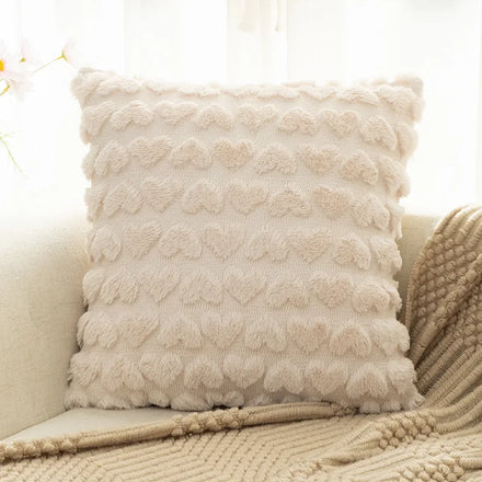 18-Inch Modern White Heart Velvet Plush Pillow Cover Knitted Home Decorative Cushion for Living Room Sofa for Hotels