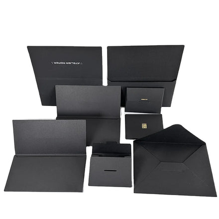 VIP Custom Gold UV Stamped Paper Envelope Box Wallet-Type Credit Card Holder Packaging for Gift Vouchers