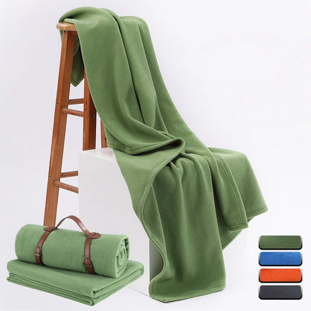 300GSM Custom Picnic Blanket With Logo Embroidery 100% Polyester Warm Throw Blankets Portable Polar Fleece Blanket