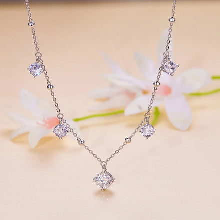 Factory Wholesale One Carat Moissanite Clavicle Chain Ladies Light Luxury High End 925 Sterling Silver Necklace for Women