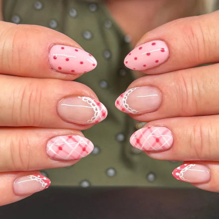 24 Pcs 4305 Almond-shaped Nails Art Acrylic Press on Nails Artificial Fingernails Customize Candy False Nails for Dating Party