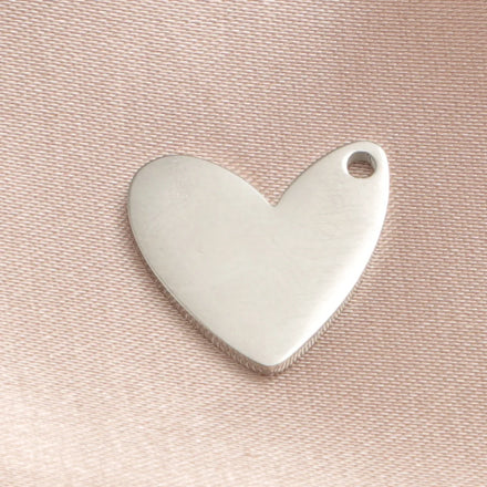Factory Customization Personalized Mirror Polished Stainless Steel Hollow Pet Blank Label Heart Pendant Jewelry Wholesale