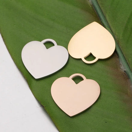 Factory Customization Personalized Mirror Polished Stainless Steel Hollow Pet Blank Label Heart Pendant Jewelry Wholesale
