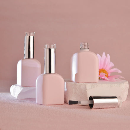 Free Sample Factory Wholesale Empty Cosmetics Glass Bottle for Nail Polish With Silver Pp Cap and Brush UV Gel Polish Bottle