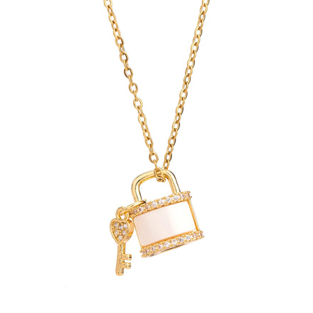 Wholesale New Waterproof Fashion Jewelry Women Stainless Steel Luxury Zircon Heart Lock Pendant Necklaces
