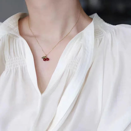 Cherry 18K Gold Titanium Steel Necklace. Colorless Clavicle Chain