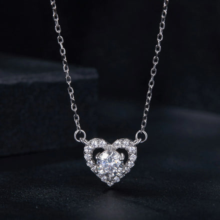 Real D Color 0.5 Carat Moissanite Love Necklace Wedding Romantic Proposal 925 Sterling Silver Heart Shaped Clavicle Chain