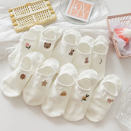 Women's White Crew Socks Fashion Novelty Casual Winter Cute Cuff Logo One Size