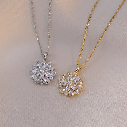 Rhinestone Stainless Steel Women Jewelry Zircon Fashion Pendant Gold Plated Bling Flower Necklace