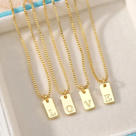 Factory Fashion Custom Name Letter Pendant Necklace in Box Chain for Women Jewelry Minimalist Gold Square Metal Necklace