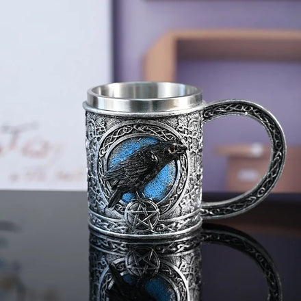 New Creative Beer Mug MAA19 3D Crow Embossed Mug Vintage Medieval Resin Cup for Tavern Oktoberfest