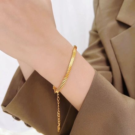 Simple Temperament Stainless Steel Bracelet Fish Scales Mesh Sparkling Bracelet Gypsophila Bracelet for Girls