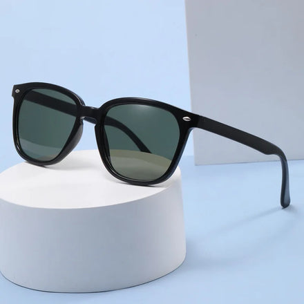 Custom Logo Sports Women Outdoor Fashion Sunglasses for Men Uv400 Windproof Pc Square Frame Sunglasses