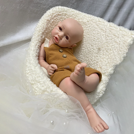 Deep Skin Customized Open Eyes Full Silicone Reborn Baby Doll Cute Girls for African Accompany Child 1:1 Simulation