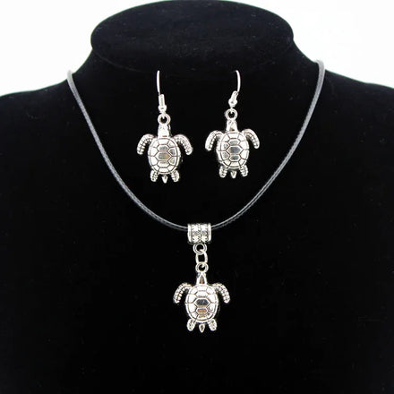 Retro Boho Tortoise Necklace Earrings Jewelry Set Minimalist Silver Plated Sea Turtle Pendant Necklace Earrings Set for Women