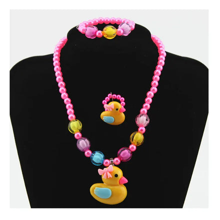 Hot Selling Kids Hypoallergenic Acrylic Beads Jewelry Set Lovely Cartoon Butterfly Yellow Duck Pendant Necklace Ring Bracelet