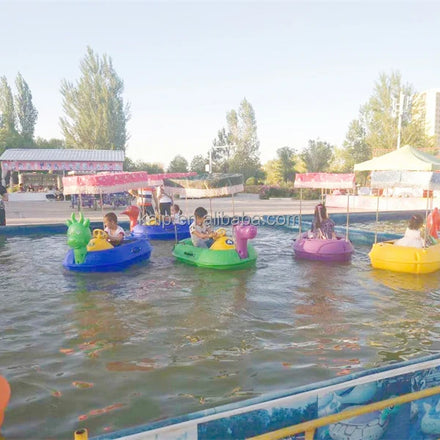 Luxury Big Amusement Water Kids Ride Play Park Equipment Fiberglass Electric Battery Inflatable Laser Adult Bumper Boat