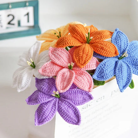 Hand-woven Lilies Flowers Wool Knitting Flower Artificial Lily Crochet Flowers for Valentine's Day Gift