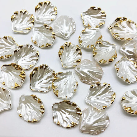 Wholesale Petal Beads Size 15*17MM 18*20MM Acrylic Gold Shell Cabochon Rhinestone for Jewelry Hairpin Decoration