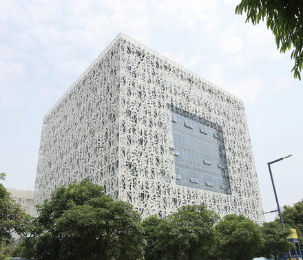 Modern Design Aluminum Perforated Curtain Wall Panel Metal Building Exterior Wall Cladding with Unique Perforated Style