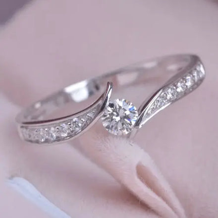 CAOSHI Minimalist Engagement Wedding Rings Cubic Zirconia Silver/Gold Plated Women Round Simple Elegant Female Fashion CZ Rings