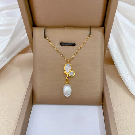 Simple Titanium Steel Butterfly Pearl Shell Necklace for Women Collar Chain Stainless Steel Jewelry Charm