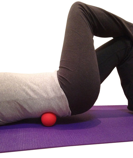 Kieba - Bola de lacrosse para masaje de liberación miofascial, terapia de puntos de gatillo, contracturas musculares y yoga Juego de 2 bolas firmes. - SM-0700, Azul y rojo