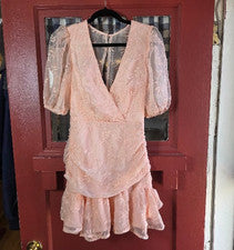 Mini Vestido Para Mujer Saints + Secrets Rosa Melocotón Manga Corta Cuello en V Talla XS NUEVO CON ETIQUETAS