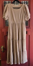 Maxi Vestido Texturizado Manga Corta Beige Tostado Clásico Para Mujer Rhea & Thea Talla L