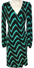 Vestido International Concepts para mujer talla S manga larga verde y negro