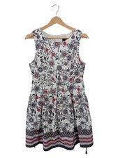 Vestido de verano Iska London estampado floral sin mangas talla 38